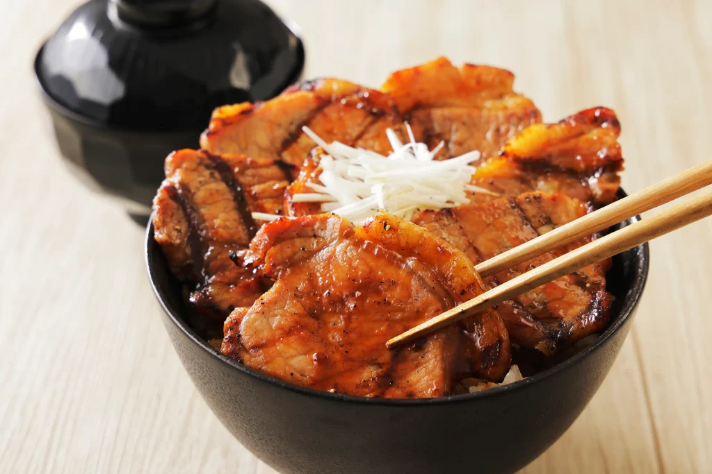 メニュー画像 豚丼 2025 01